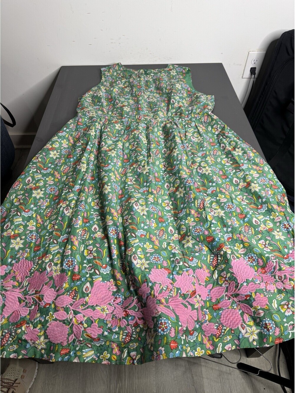Boden Embroidered Cotton Midi Dress in Green Floral print - Picture 7 of 7